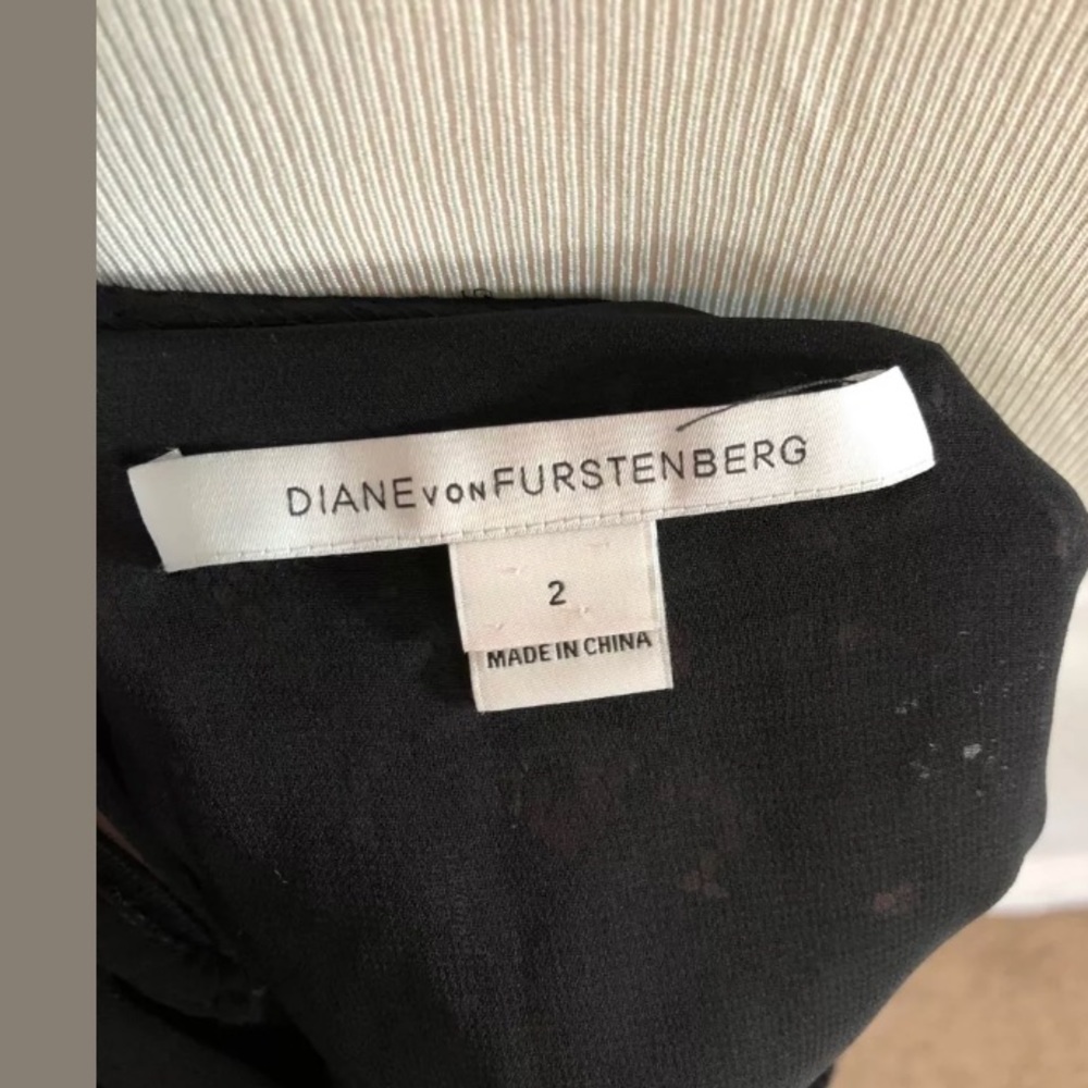 Diane Von Furstenberg Brielle Lace Top in Black - Picture 6 of 8